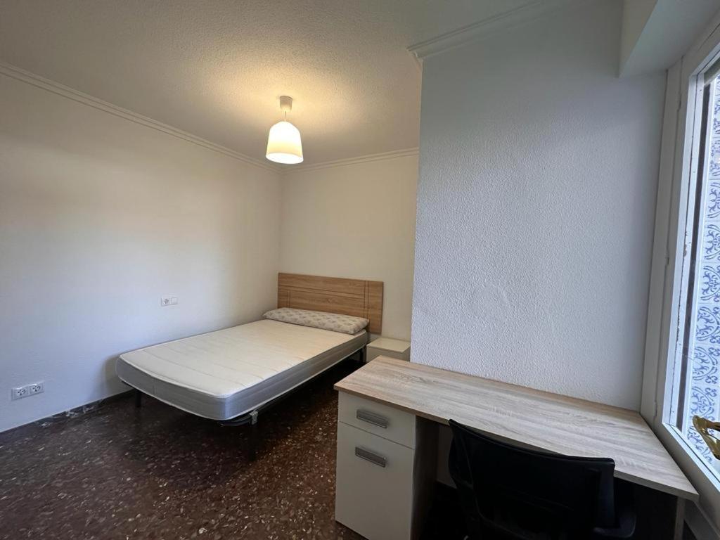 Piso 4 Dormitorios Centrico Con Gran Terraza San Juan  Exteriör bild